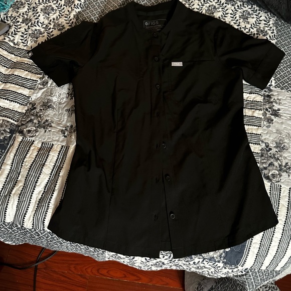 (Sold) Figs button up top xs - Picture 2 of 2
